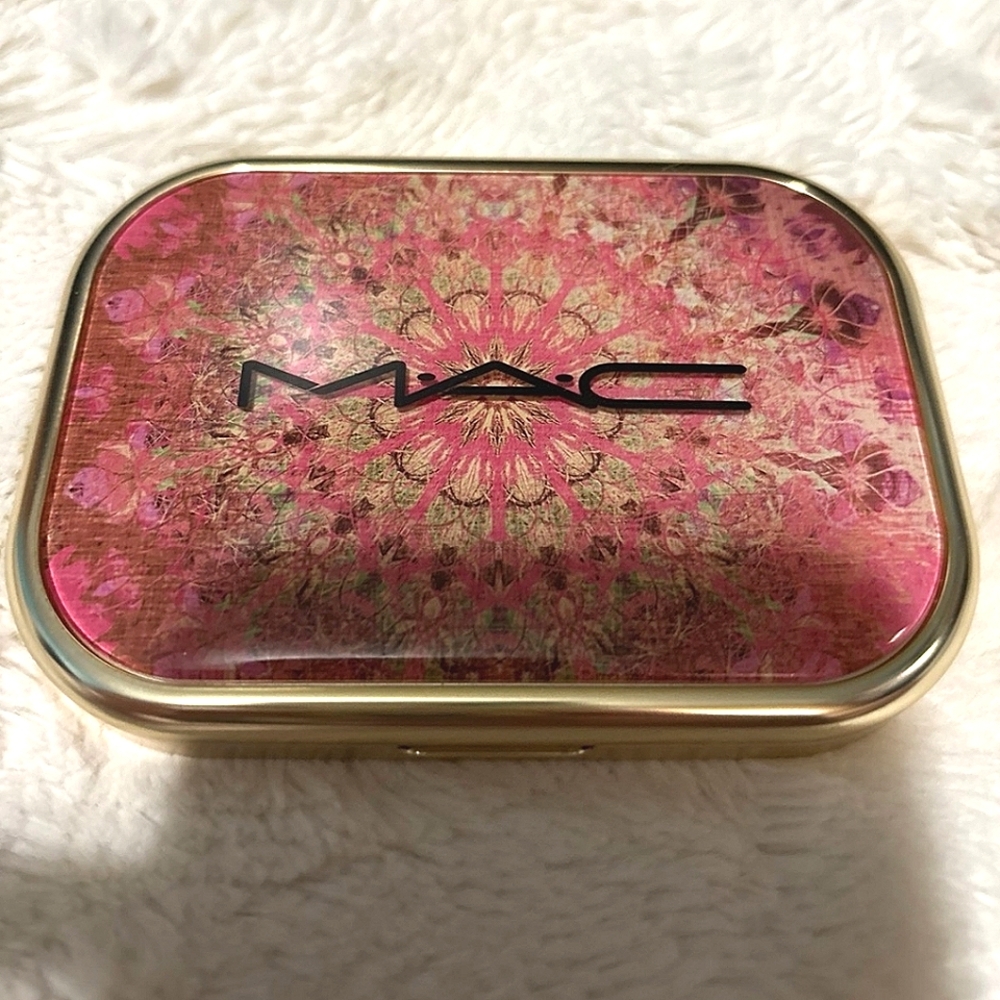 MAC In Hindsight Eye Shadow Palette x6 - Picture 2 of 5